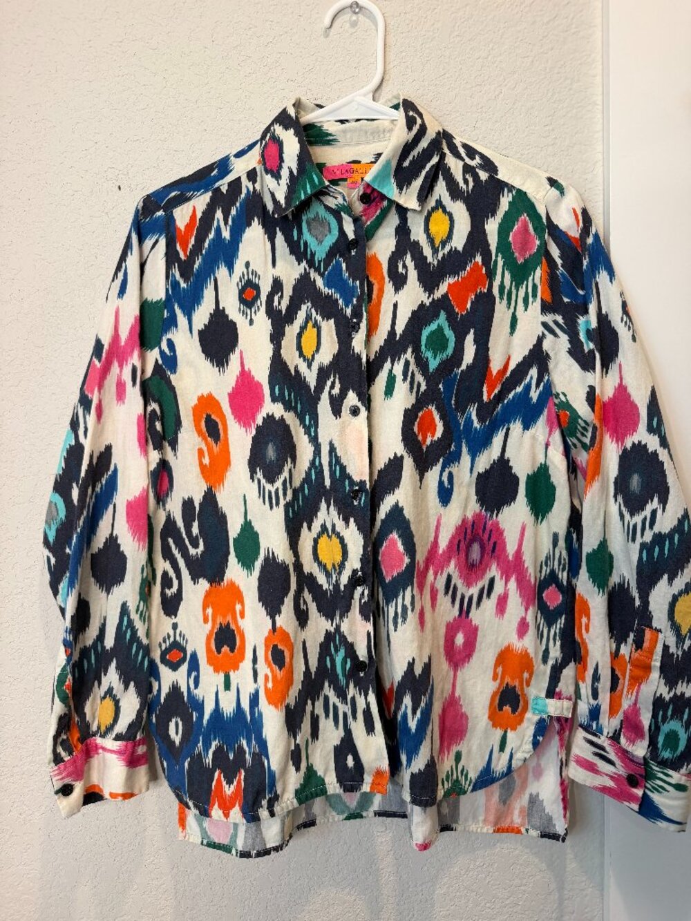 Vilagallo Ikat Button Front Shirt Size Large